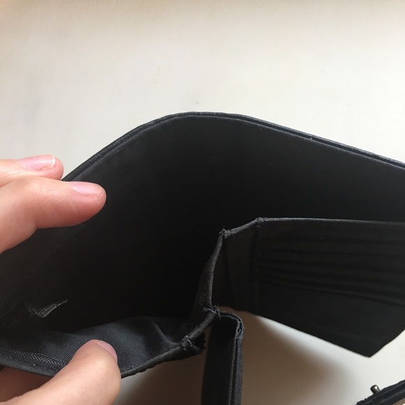 Relic Wallet - Picture 5 of 5